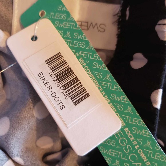 Sweetlegs black & white polka dot bike shorts NWT - Picture 5 of 10